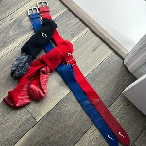 Nike Baseball Belts with 2 pairs of Socks